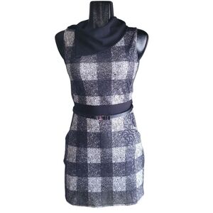 New Tower Black and Grey Plaid  Sleeveless Belted Dress M